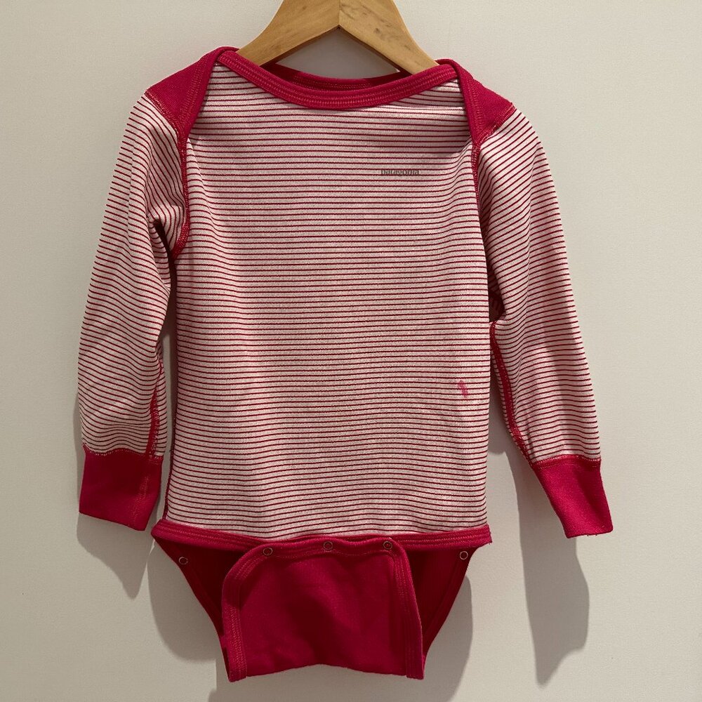 Patagonia Hot Pink and White Striped Capilene Base Layer Set 2T